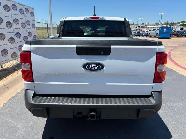 New 2026 Oxford White Ford XL image 5
