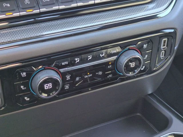 Used 2025 Gray Chevrolet ZR2 image 25