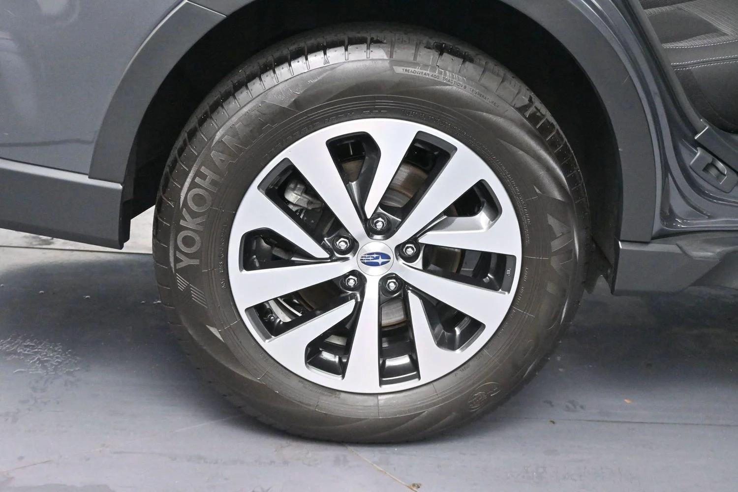 Used 2022 Magnetite Gray Metallic Subaru Premium image 22