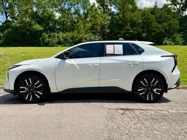 Used 2026 Beige Toyota Limited image 4