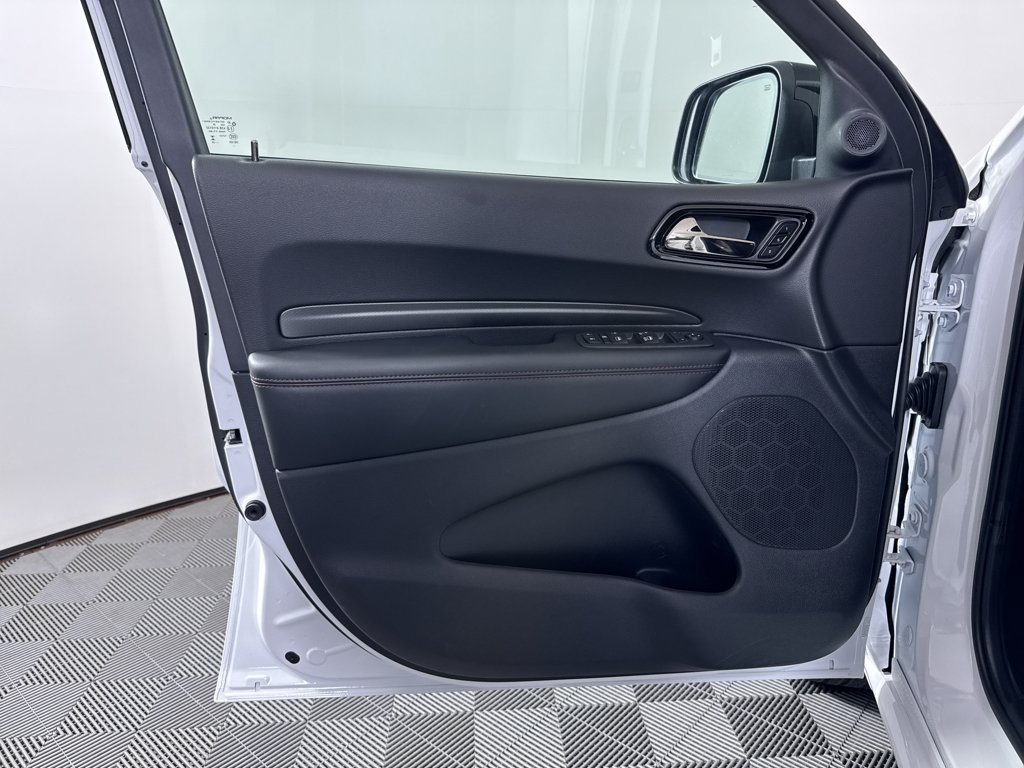 New 2026 White Knuckle Clear-Coat Exterior Paint Dodge GT Plus image 30