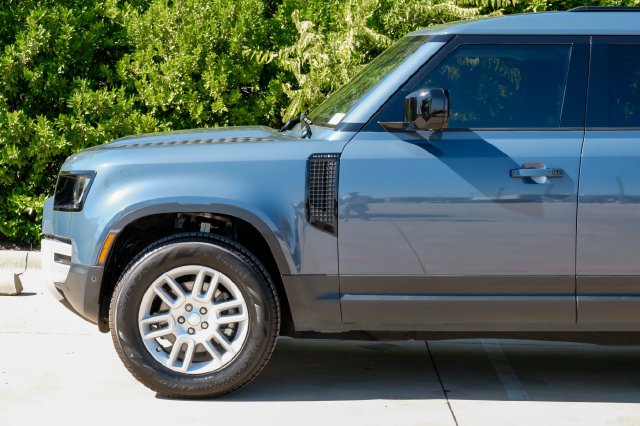 Certified Used 2025 Tasman Blue Metallic Land Rover S image 15