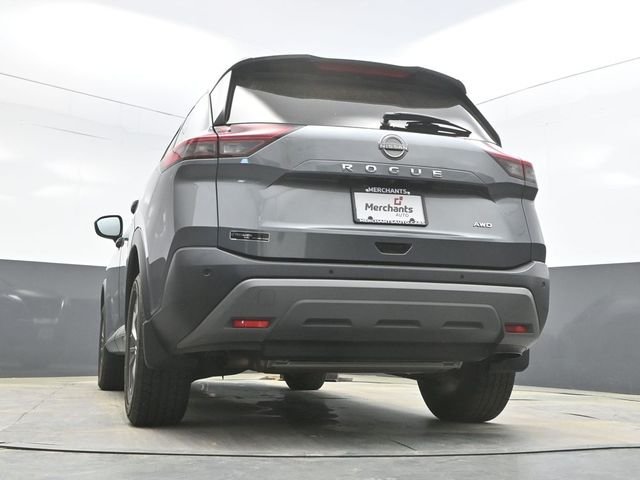 Used 2023 Gray Nissan S image 34