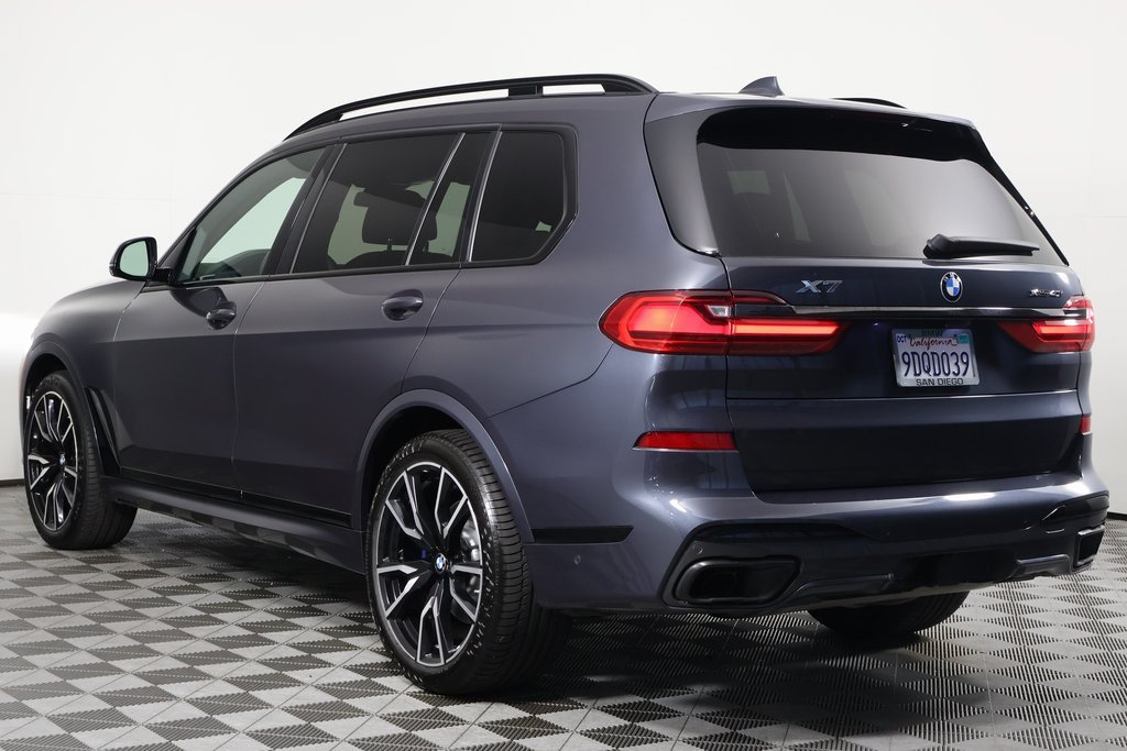 Certified Used 2022 Arctic Grey Metallic BMW xDrive40i image 6