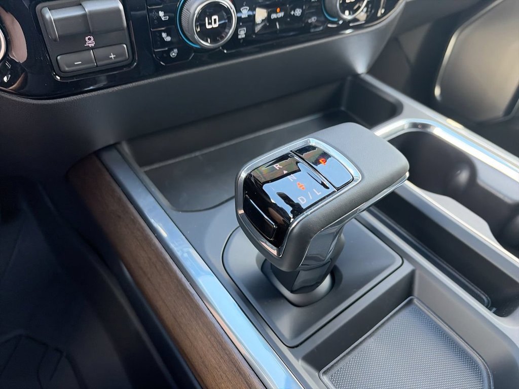 2026 Chevrolet Silverado 1500 High Country - Photo 24