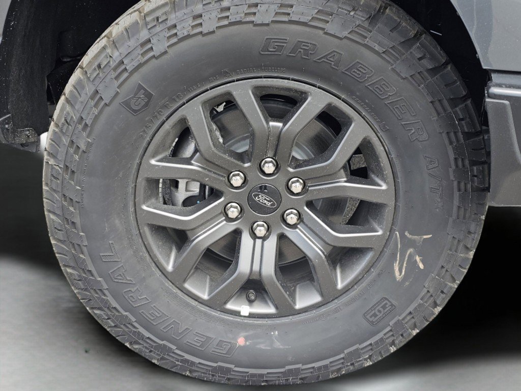 New 2026 Carbonized Gray Metallic Ford Tremor image 21