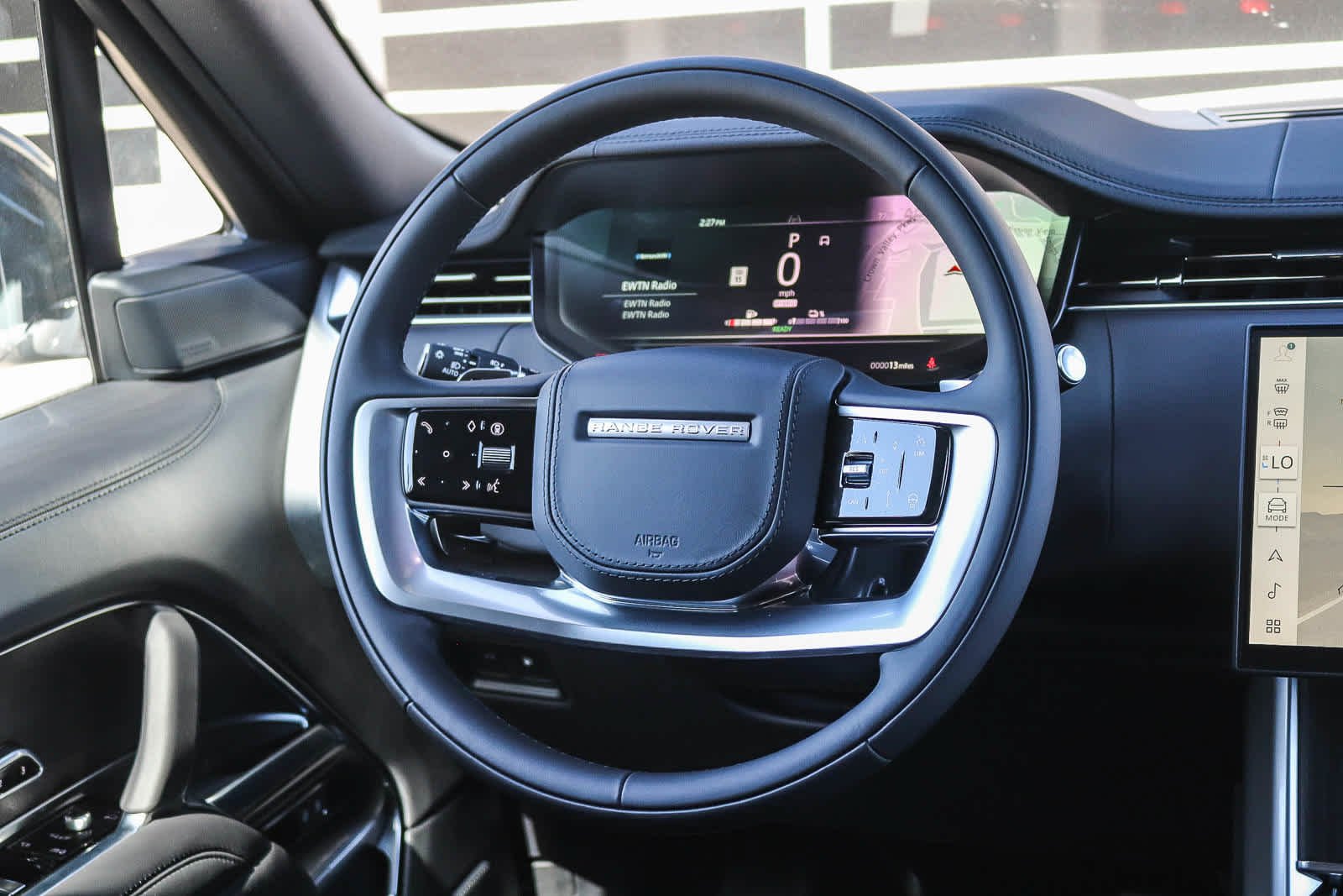 New 2026 Fuji White Land Rover SE image 14