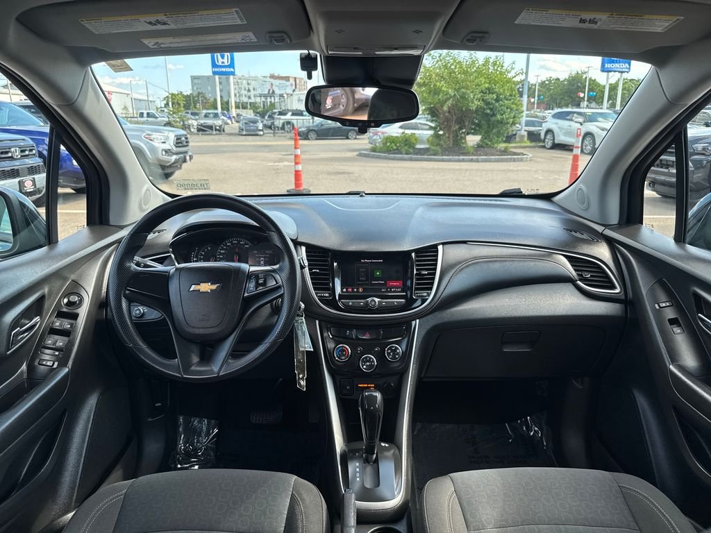 Used 2021 Blue Chevrolet LS image 11
