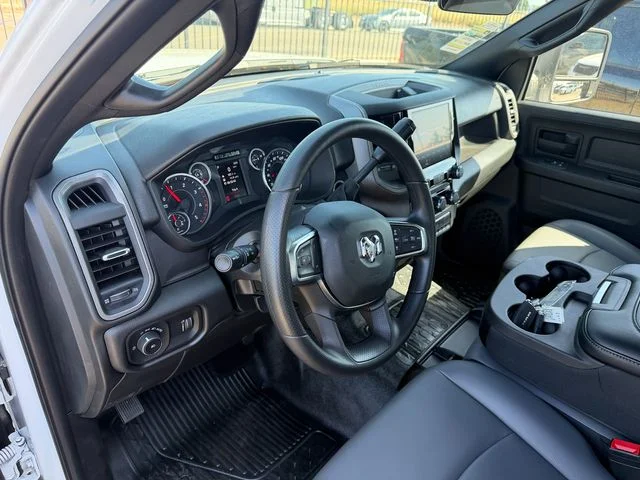 2026 RAM 3500 Chassis Tradesman - Photo 19