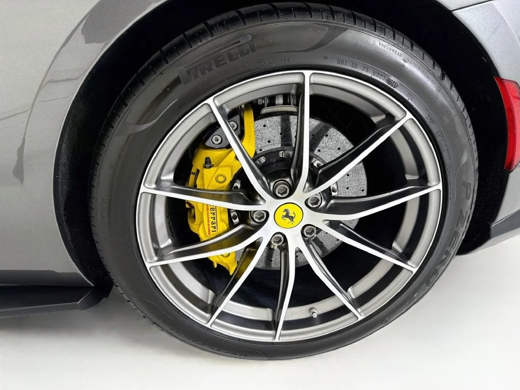 Used 2019 Grigio Silverstone Ferrari Base image 28
