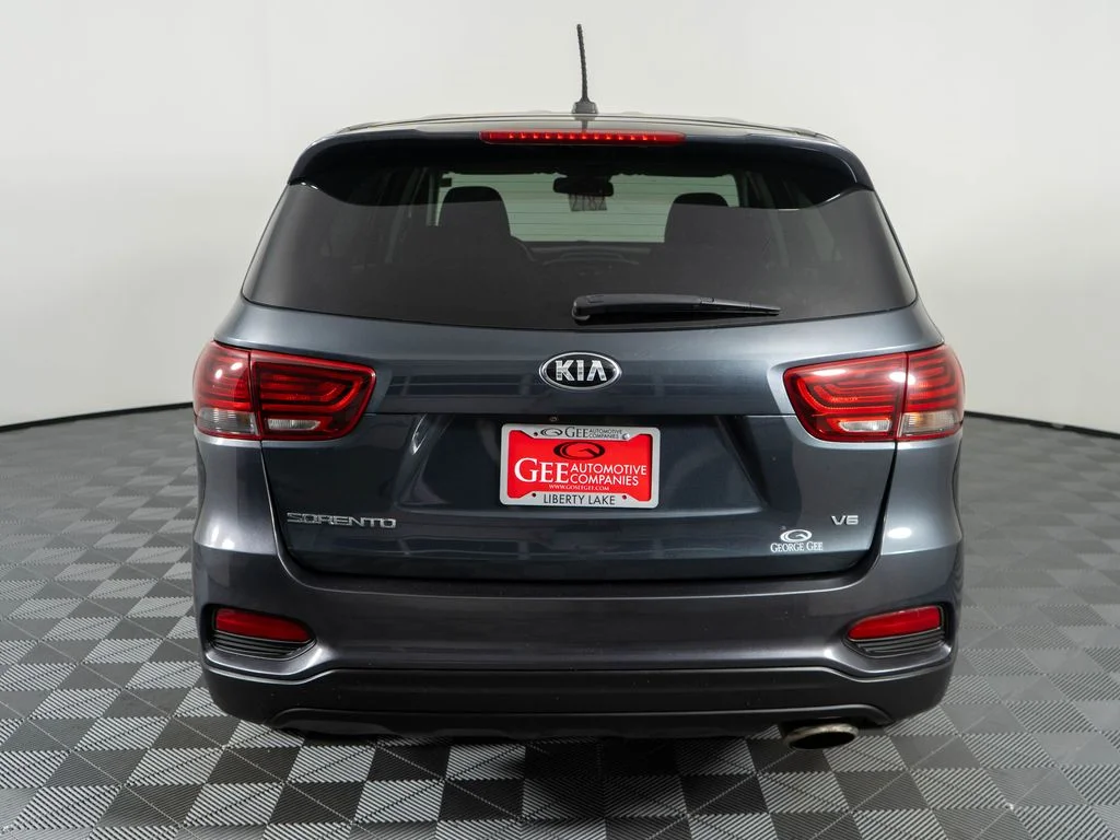 Used 2020 Gray Kia LX image 5