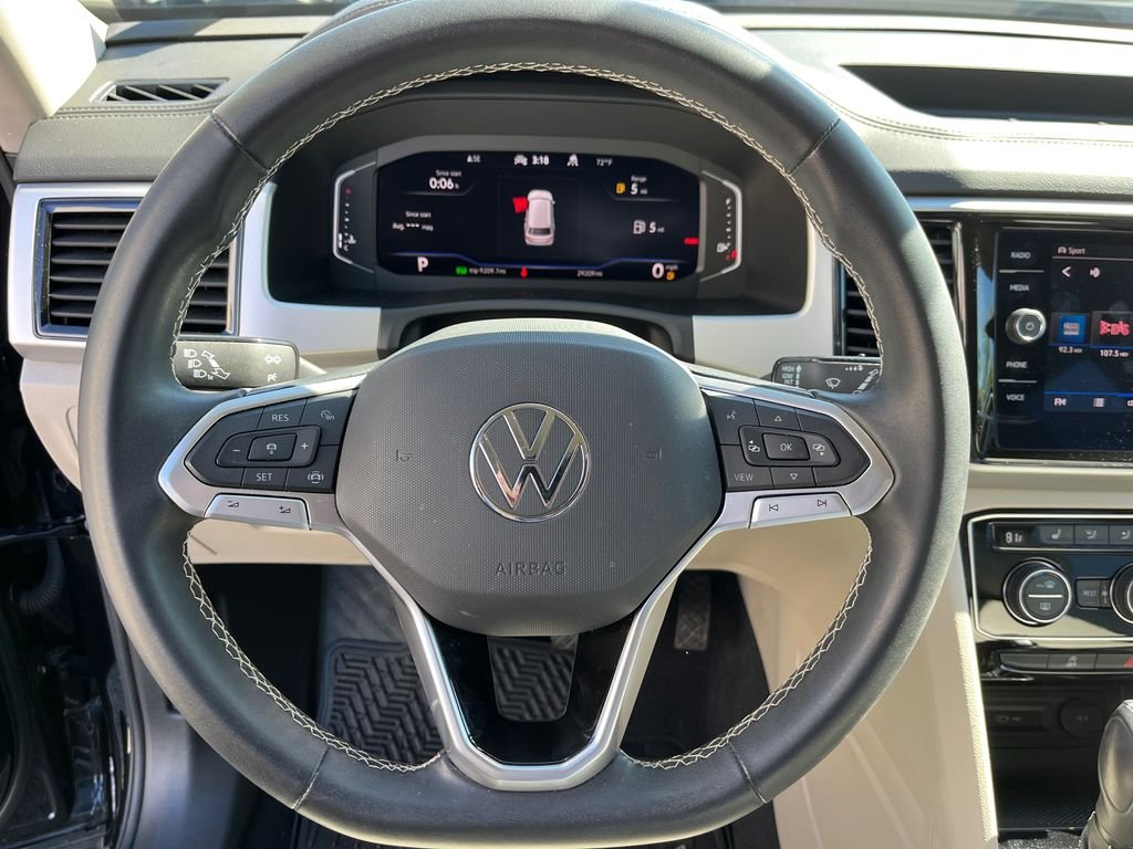 2022 Volkswagen Atlas SE w/Tech - Photo 11
