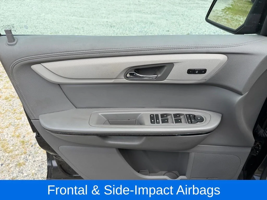 Used 2017 Gray Chevrolet Premier image 27