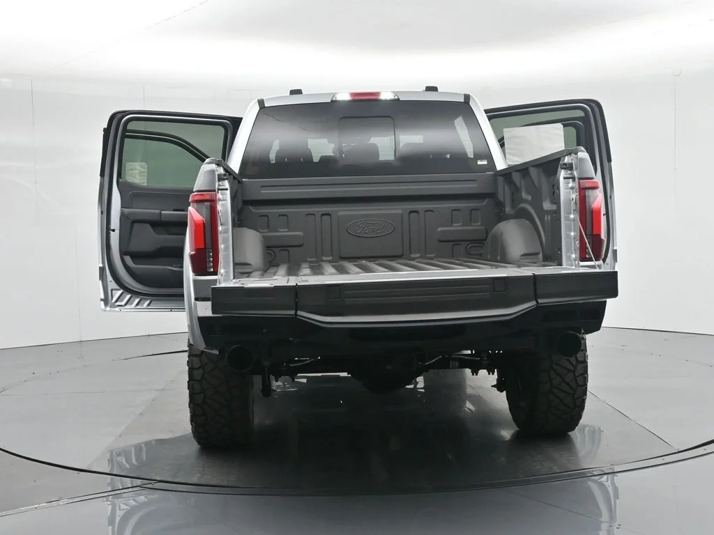 New 2025 Iconic Silver Metallic Ford Lariat image 43