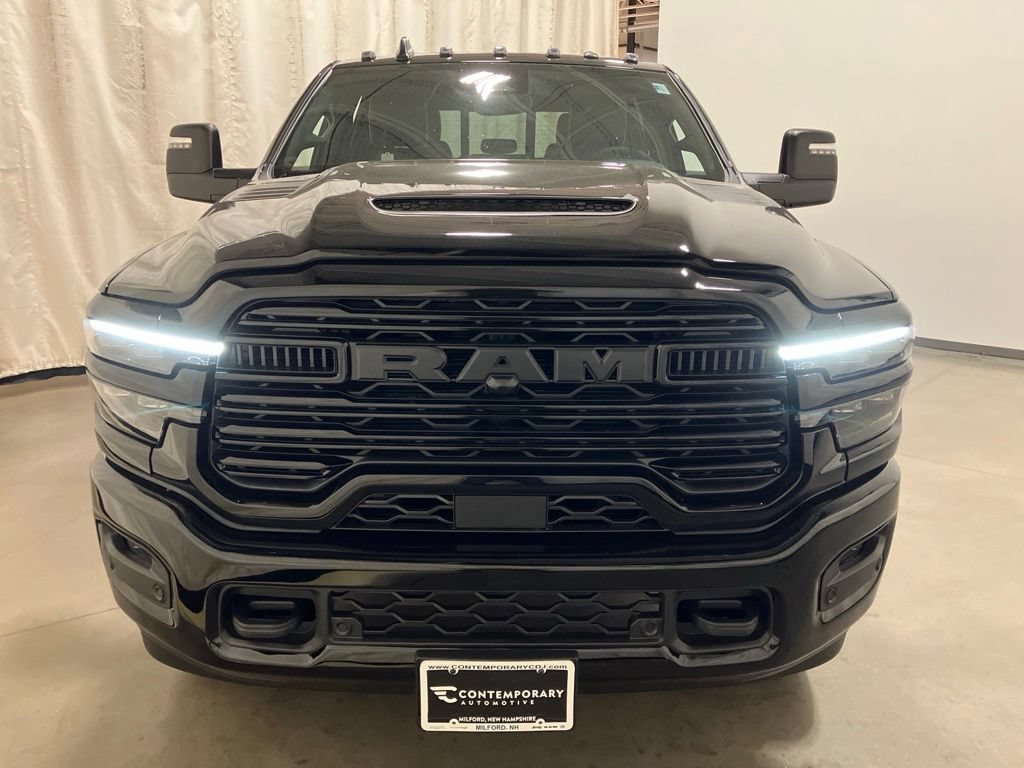 New 2026 Diamond Black Crystal Pearl-Coat Exterior Paint RAM Laramie image 25