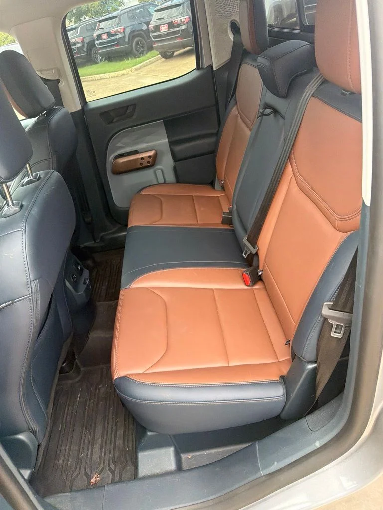 Used 2024 Silver Ford Lariat image 12