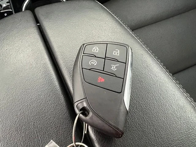 Used 2022 Black Buick Essence image 47