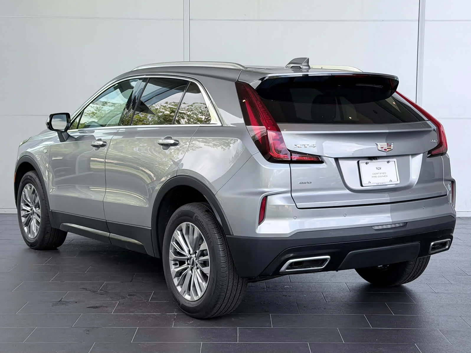 2024 Cadillac XT4 Premium Luxury - Photo 6