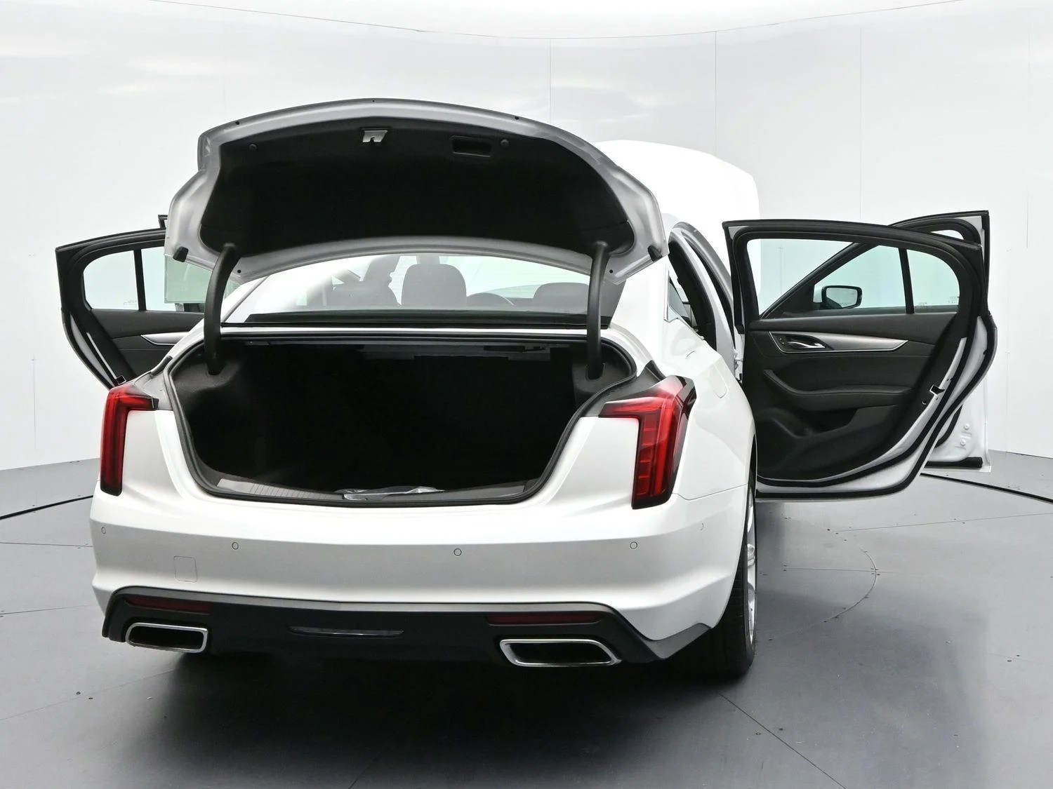 Used 2025 Crystal White Tricoat Cadillac Premium Luxury image 45