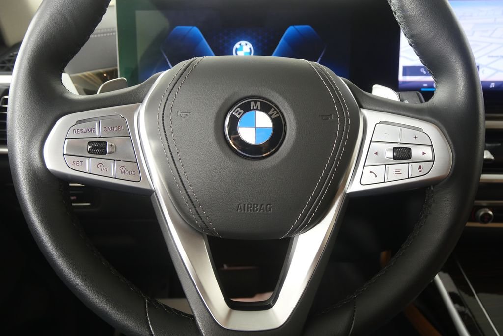 Certified Used 2026 Aventurin Red Metallic BMW xDrive40i image 21