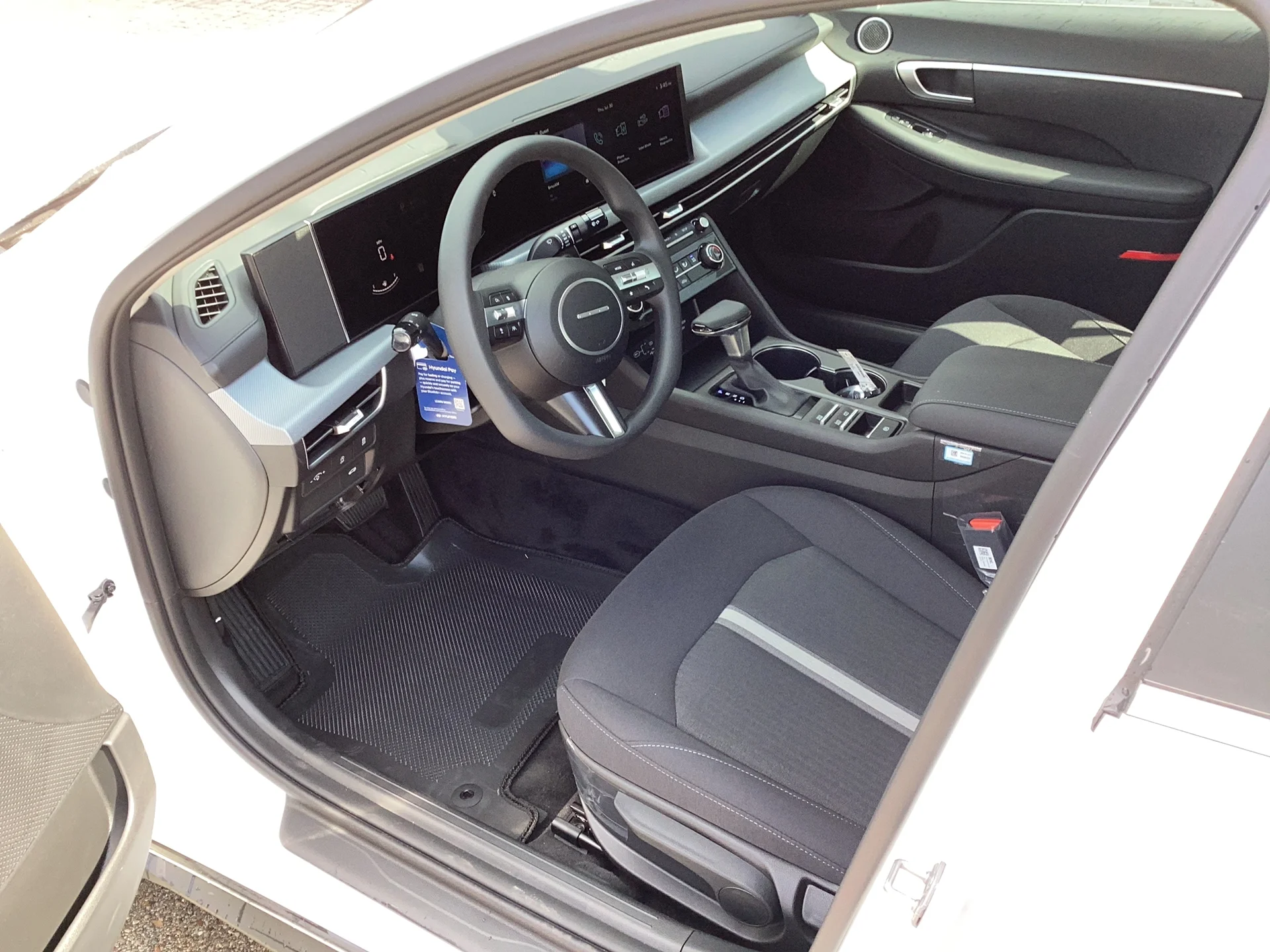 New 2026 Serenity White Pearl Hyundai SE image 10