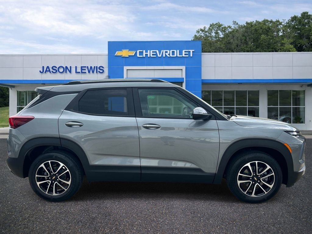 New 2026 Sterling Gray Metallic Chevrolet LT image 3