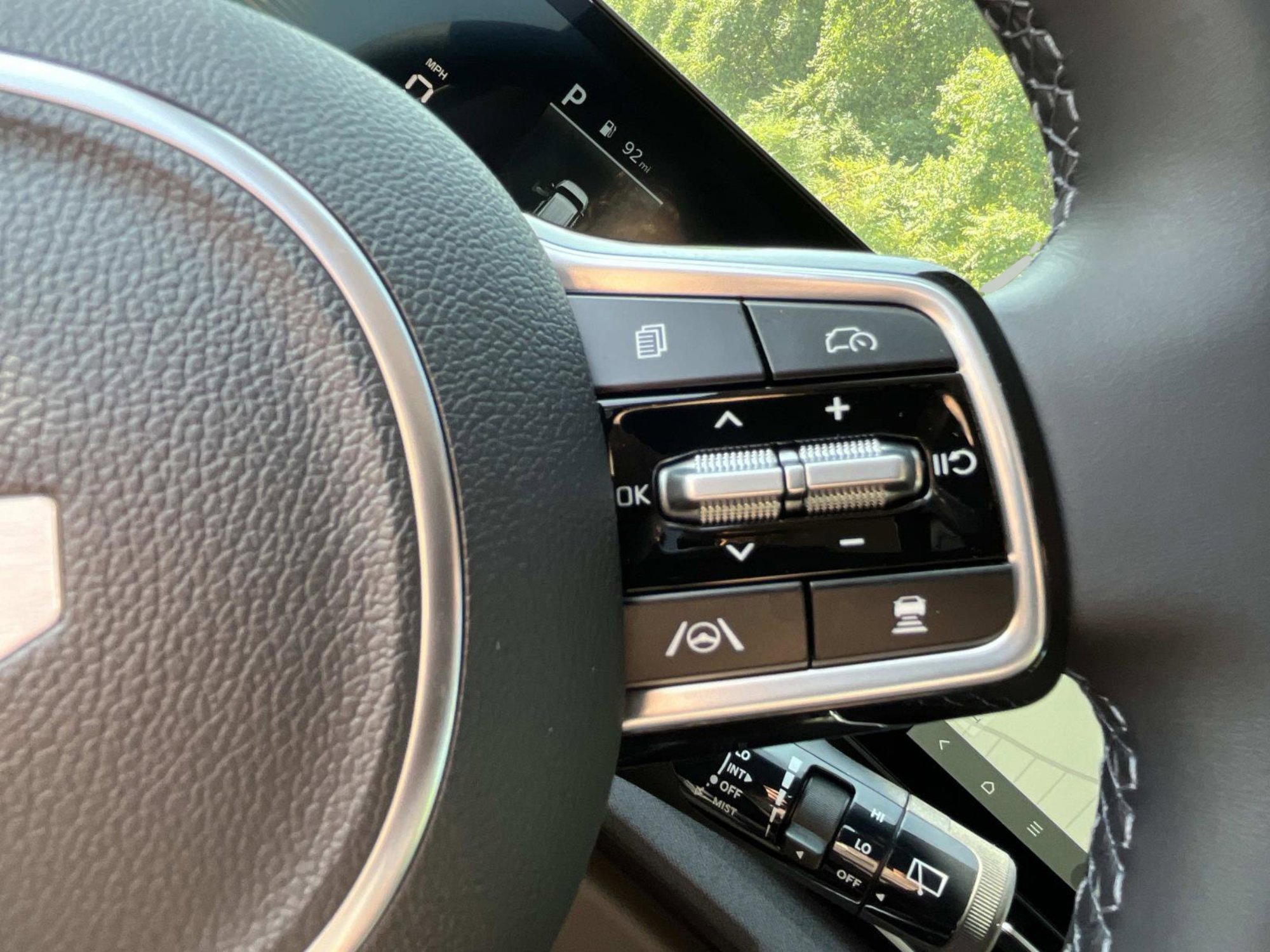 New 2026 Ivory Silver Kia EX image 25