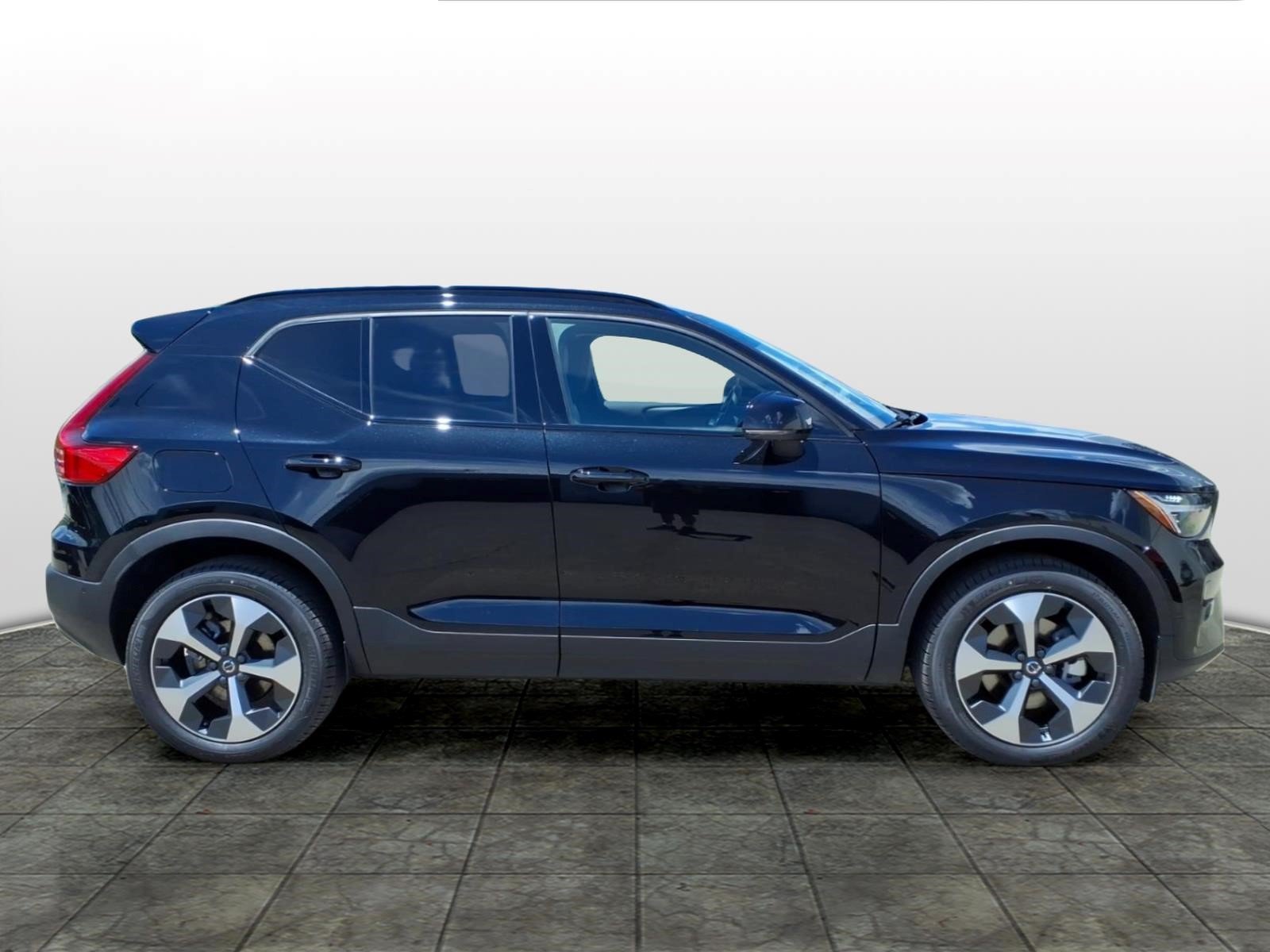 New 2026 Onyx Black Volvo Plus image 2