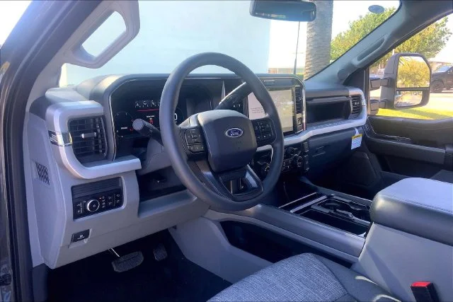 New 2026 Gray Ford XLT image 6