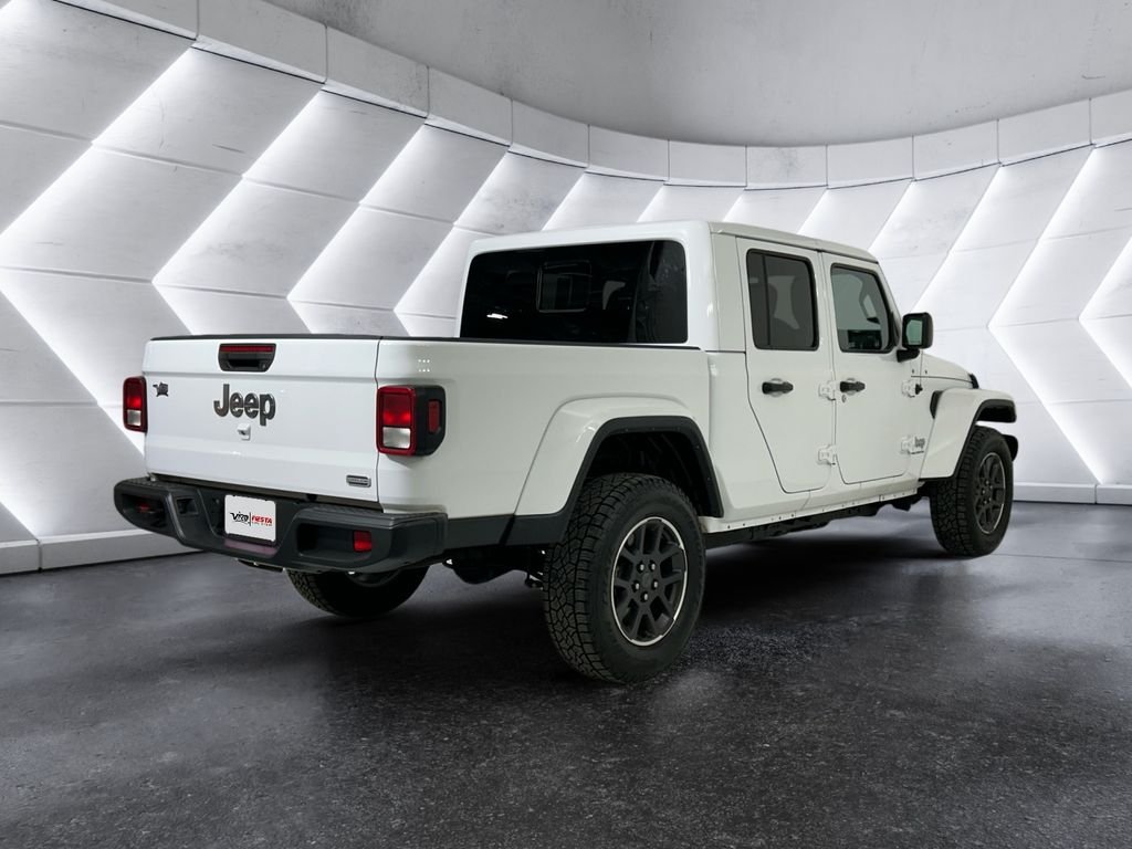 Used 2023 White Jeep Overland image 4
