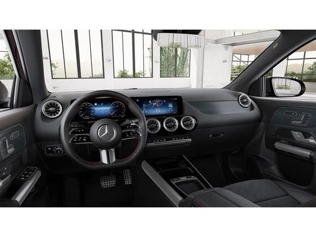 New 2026 MANUFAKTUR Patagonia Red Metallic Mercedes-Benz GLA 250 image 3