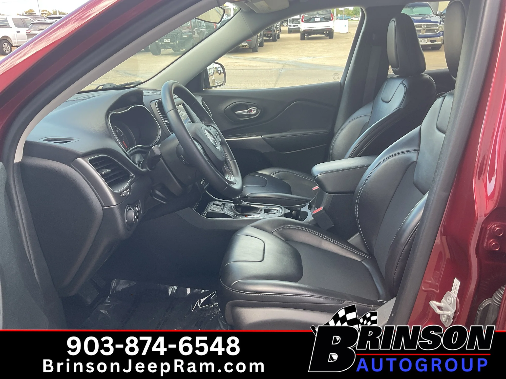 Used 2020 Velvet Red Pearlcoat Jeep Latitude Plus image 25