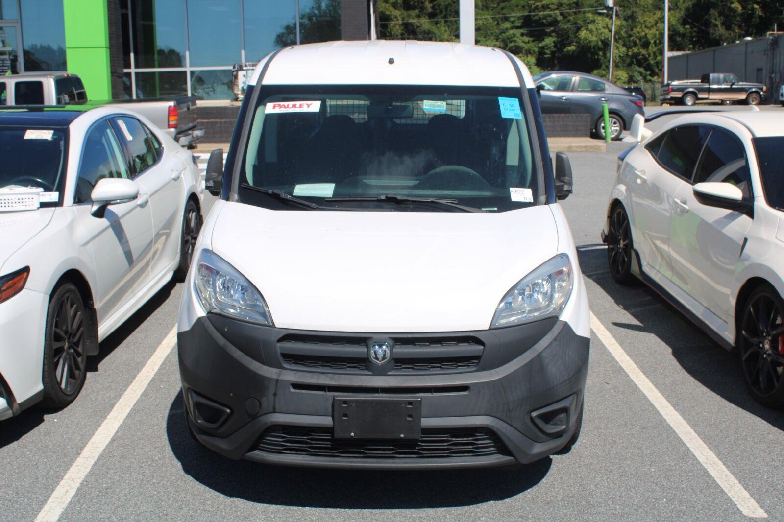 Used 2018 Bright White Ram Base image 2