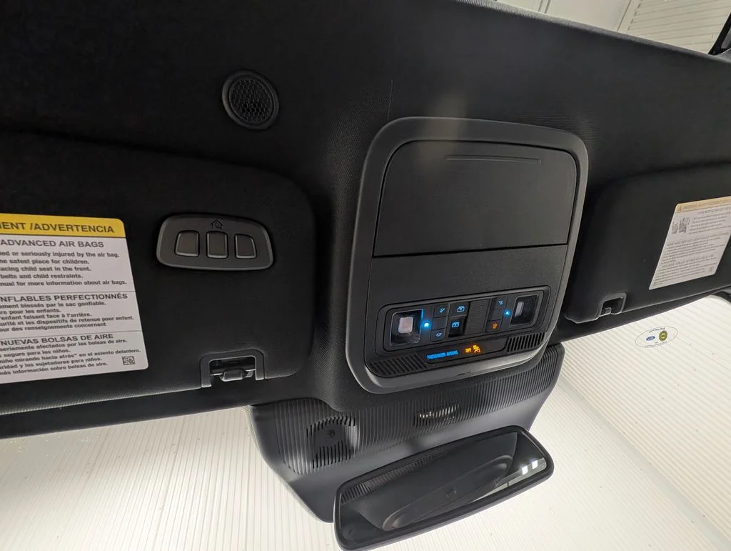 New 2026 Carbonized Gray Metallic Ford Tremor® image 7