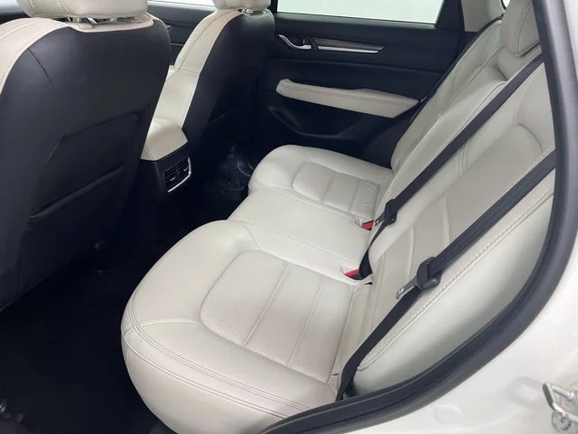 Used 2020 White Mazda Grand Touring image 11
