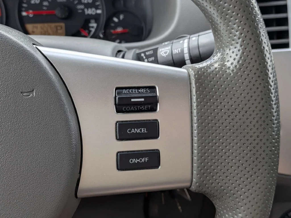 Used 2016 Silver Nissan SV image 22