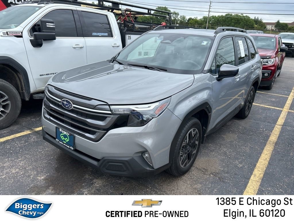 2025 Subaru Forester Premium's photo