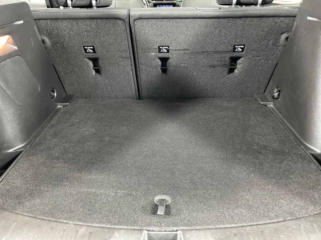 Used 2023 Gray Chevrolet LT image 19