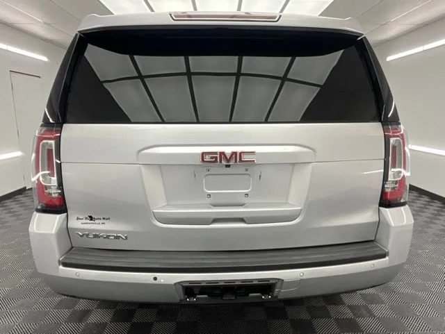 Used 2019 Silver GMC SLE image 23