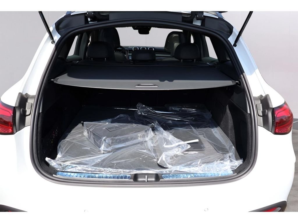 2025 Mercedes-Benz GLC AMG GLC63 S - Photo 33