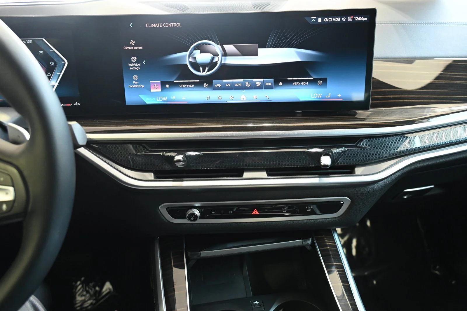 Certified Used 2025 Ametrin Metallic BMW xDrive40i image 7