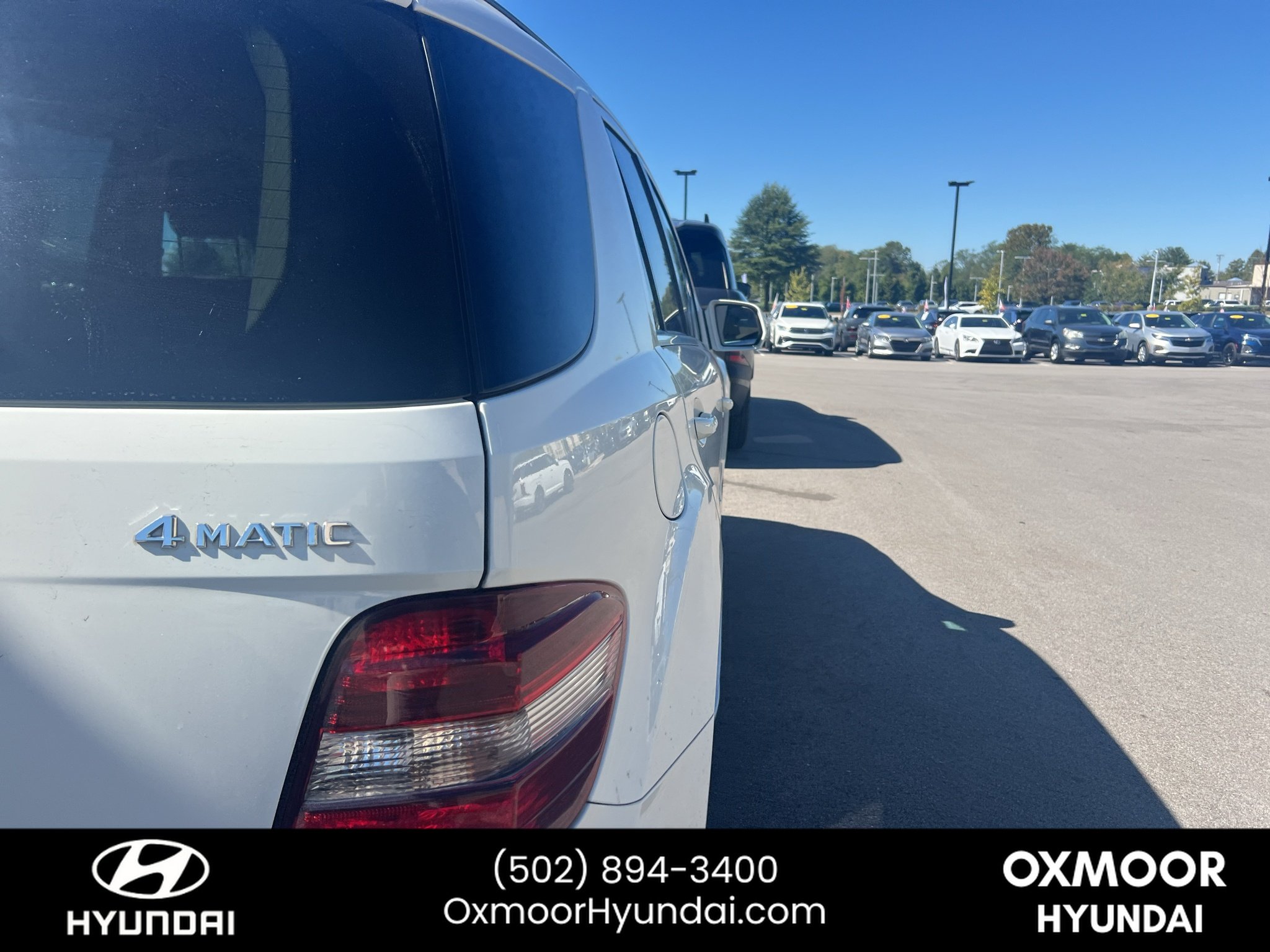 Used 2010 Arctic White Mercedes-Benz ML350 4MATIC® image 13