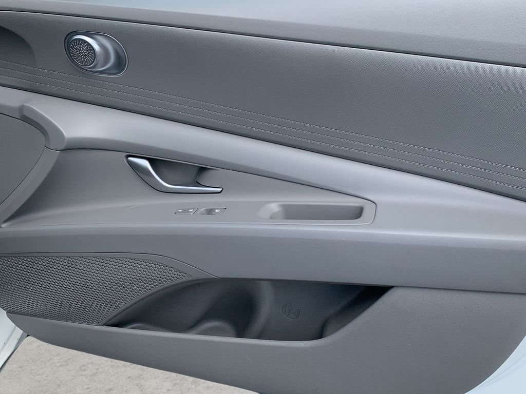 2026 Hyundai Elantra SE - Photo 33