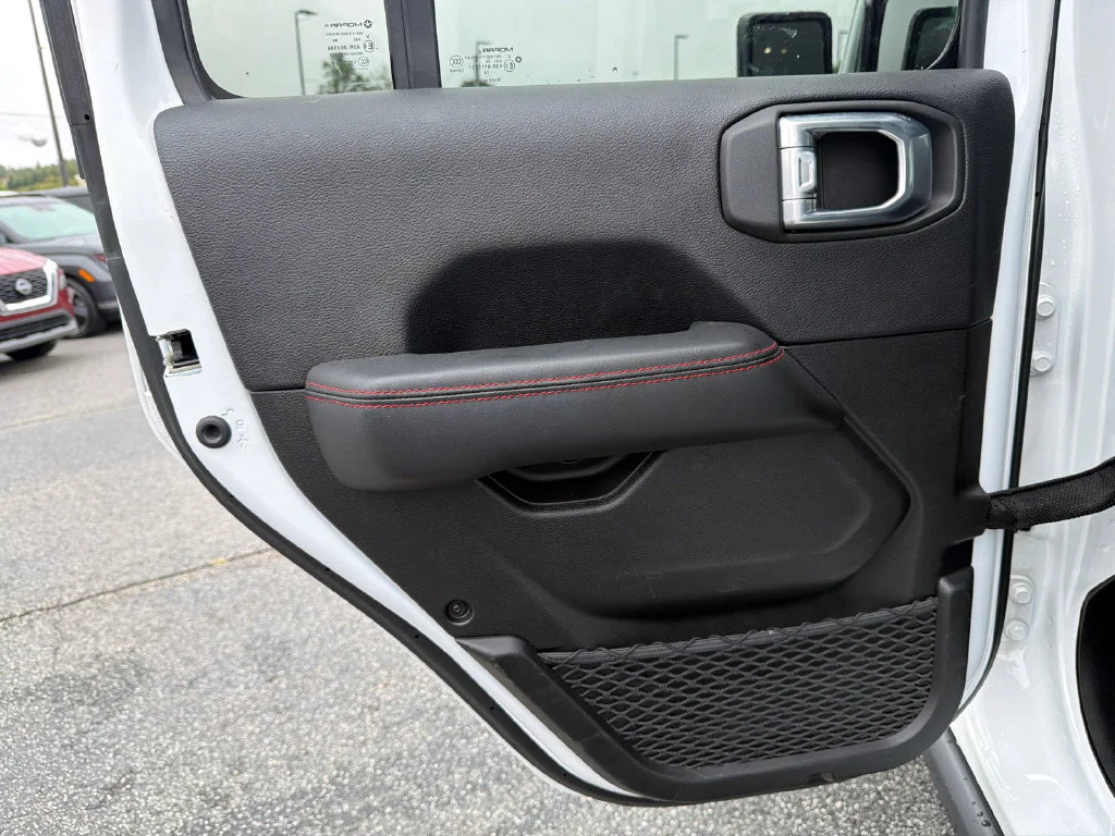 Used 2024 White Jeep Rubicon X image 22