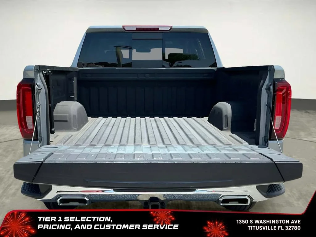 Used 2023 Sterling Metallic GMC SLT image 21