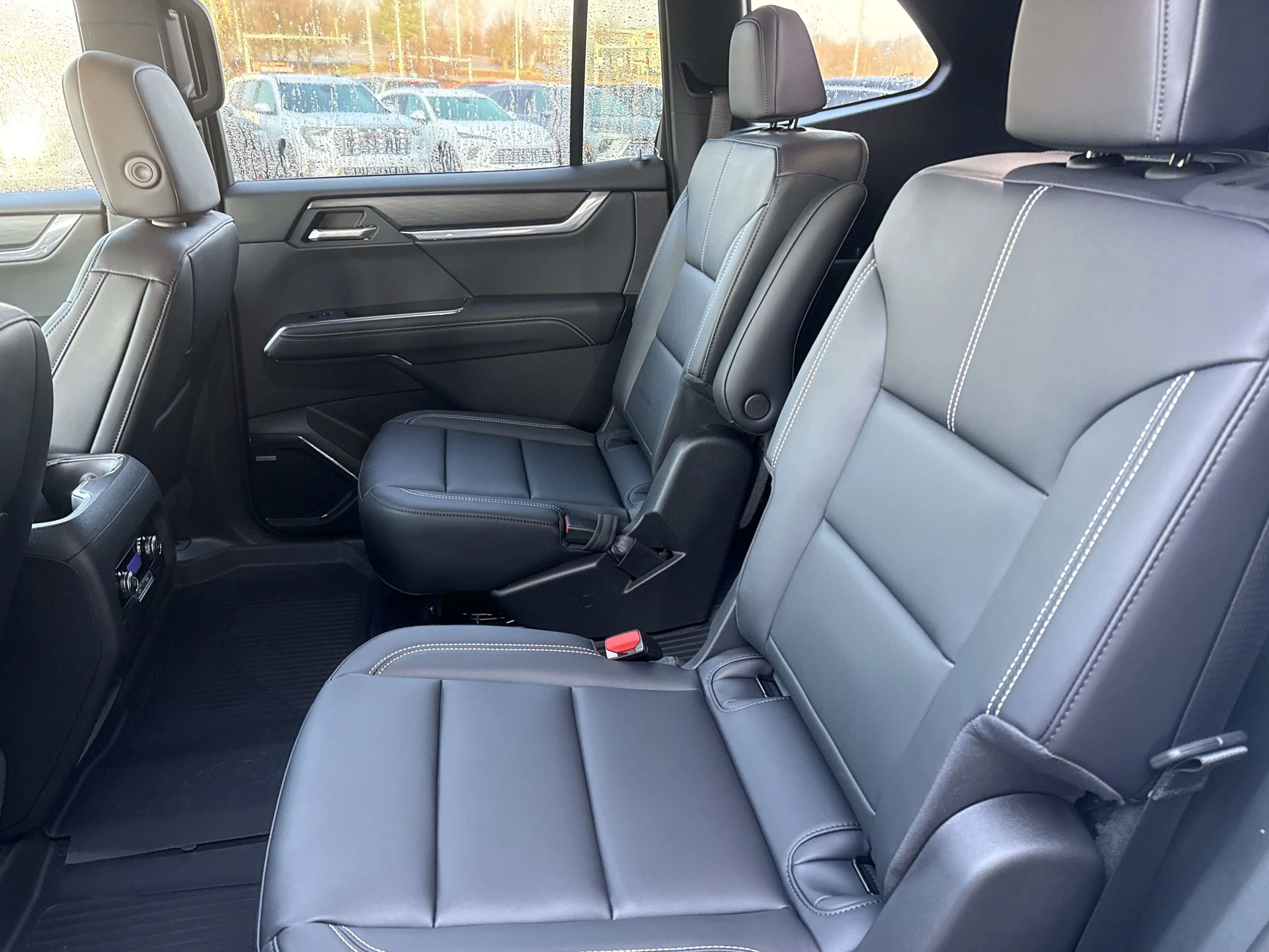 New 2026 Glacier White Tricoat GMC AWD Elevation image 6