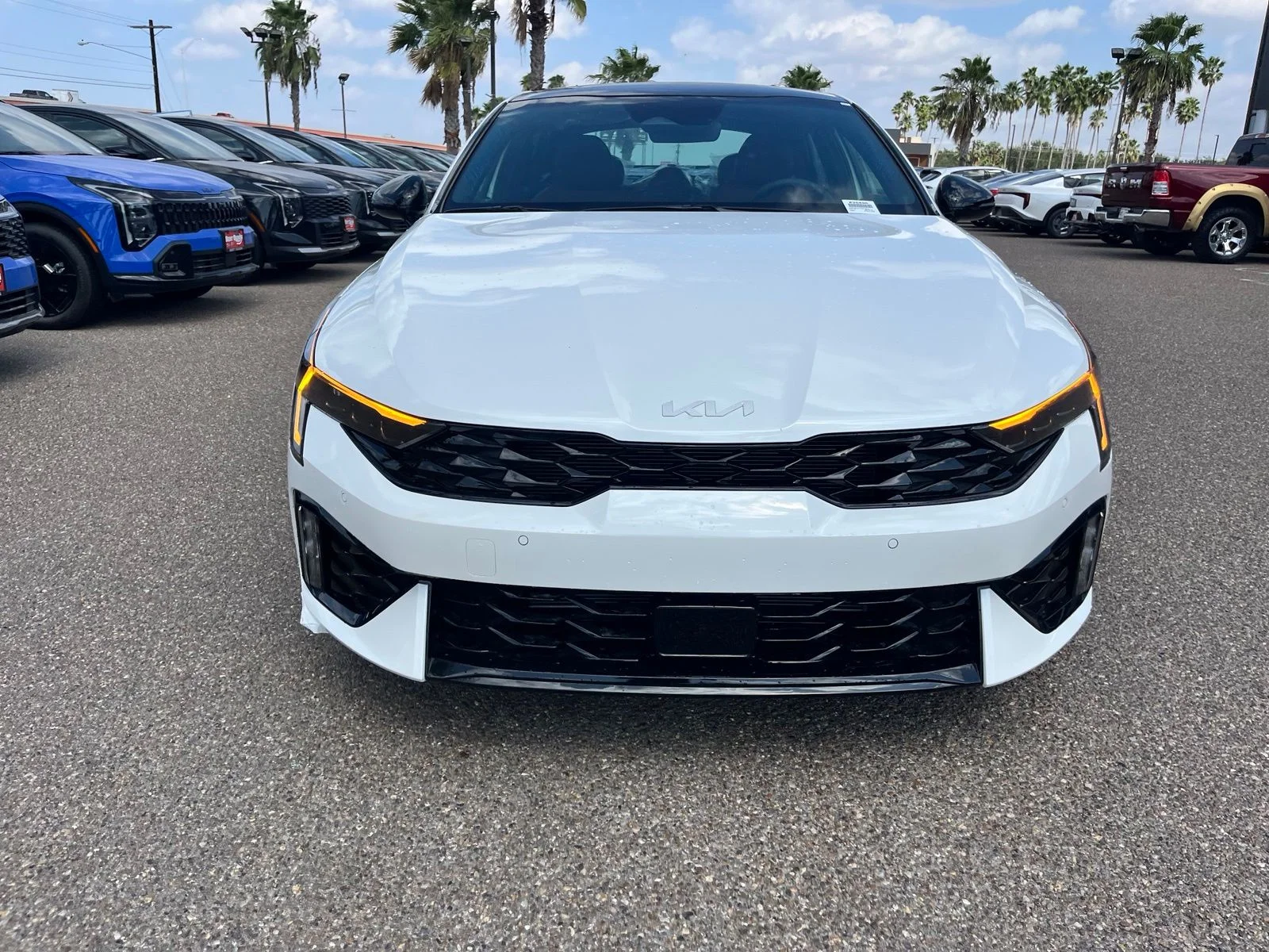 New 2026 White Kia GT-Line image 2