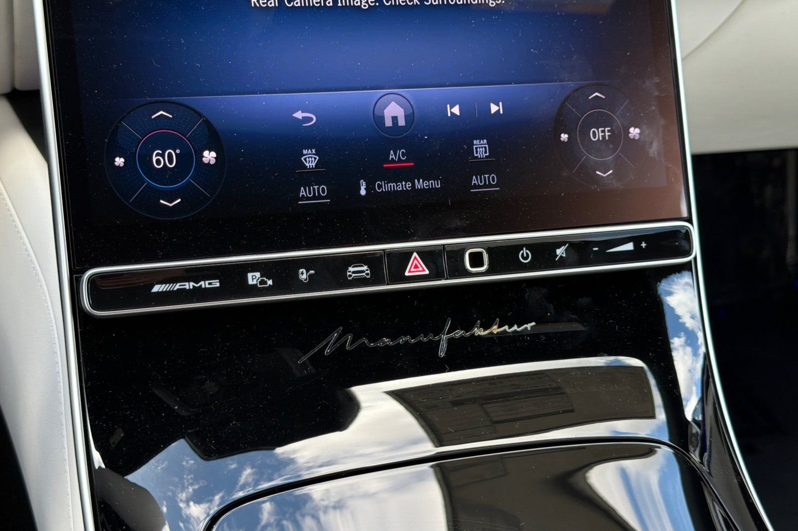 New 2026 MANUFAKTUR Exclusive Arabian Grey Non-Metallic Mercedes-Benz S 63 E AMG® image 20
