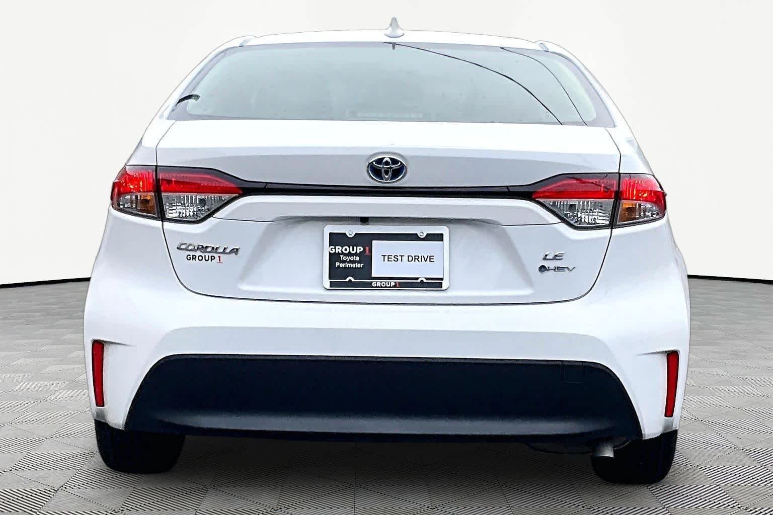 Used 2025 Ice Cap Toyota Hybrid LE image 5