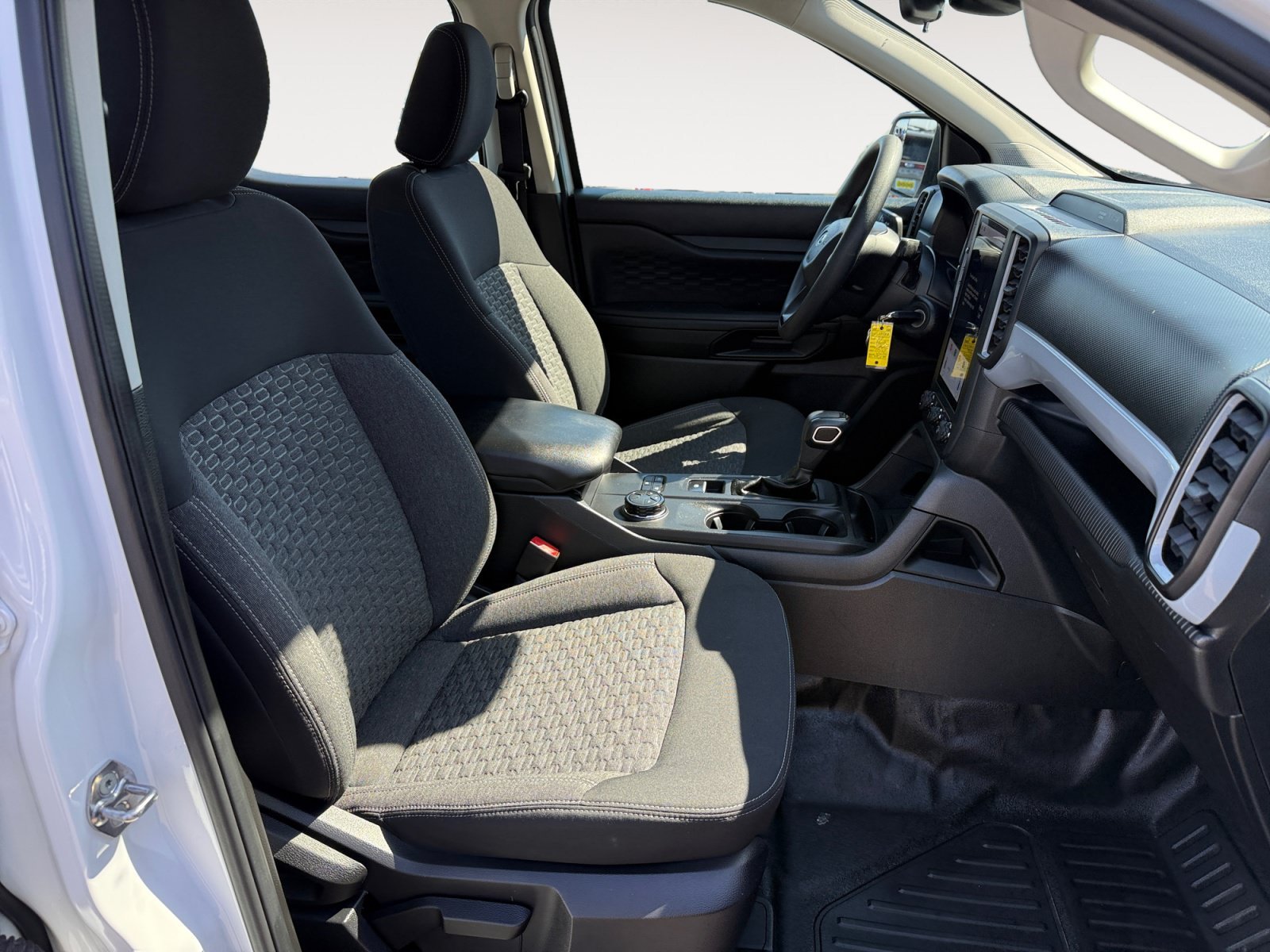 Used 2024 Oxford White Ford XL image 19